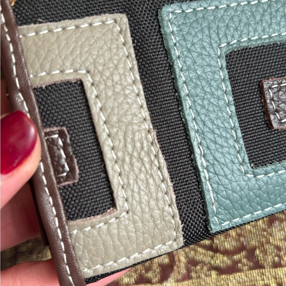 GENUINE Colorblock pebbled leather/texture snap trifold wallet/ID - Picture 6 of 10